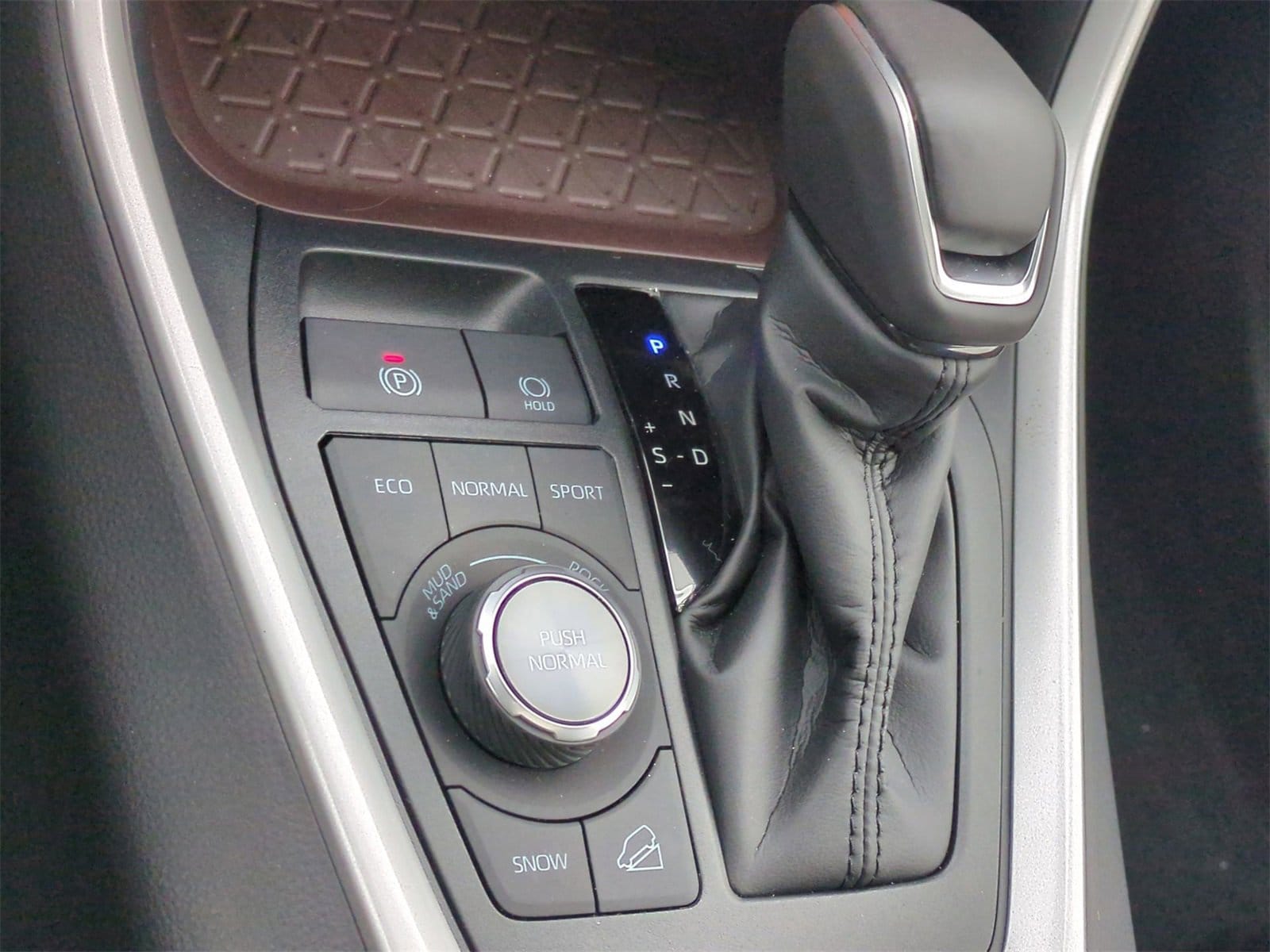 Thumbnail: 2025 Toyota RAV4 - 33