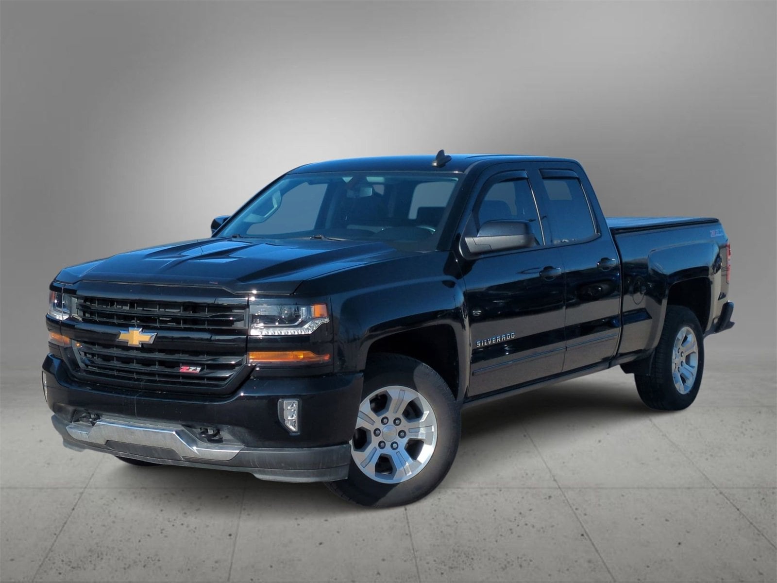 Thumbnail: 2017 Chevrolet Silverado 1500 - 1