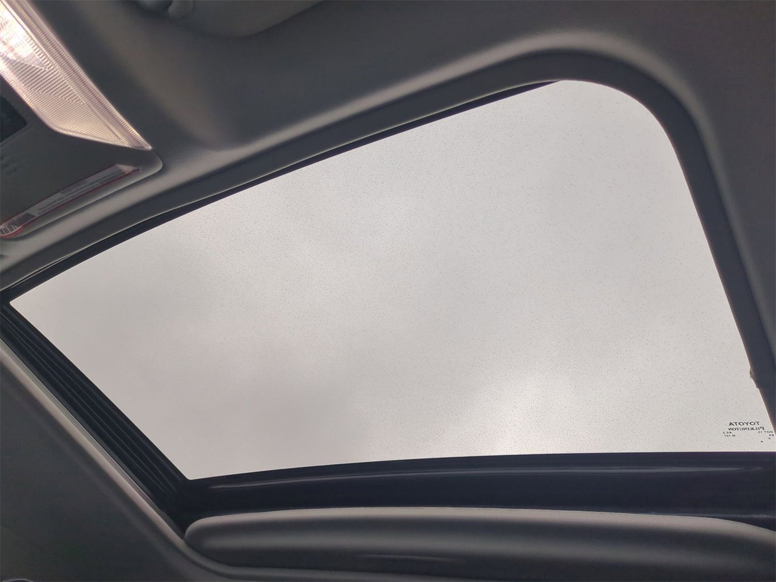 Thumbnail: 2022 Toyota RAV4 - 19