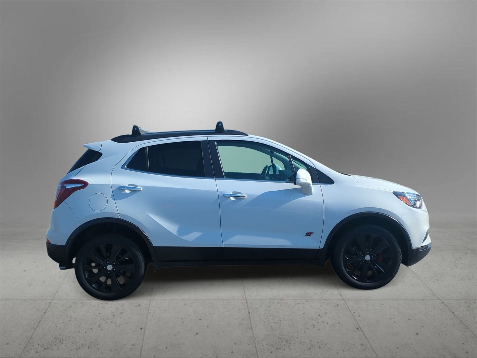 Thumbnail: 2018 Buick Encore - 9