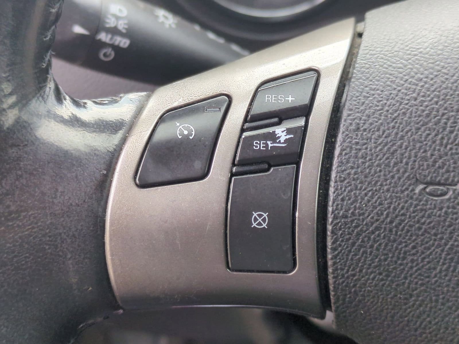 Thumbnail: 2009 Pontiac G6 - 23