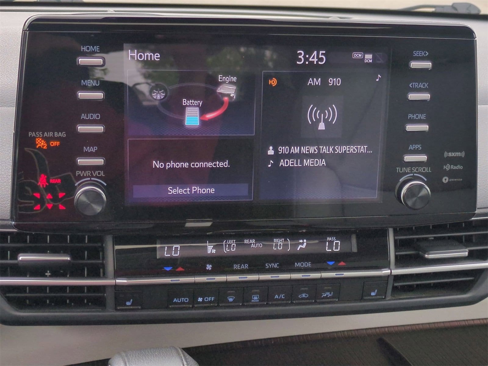 2023 Toyota Sienna XLE 29