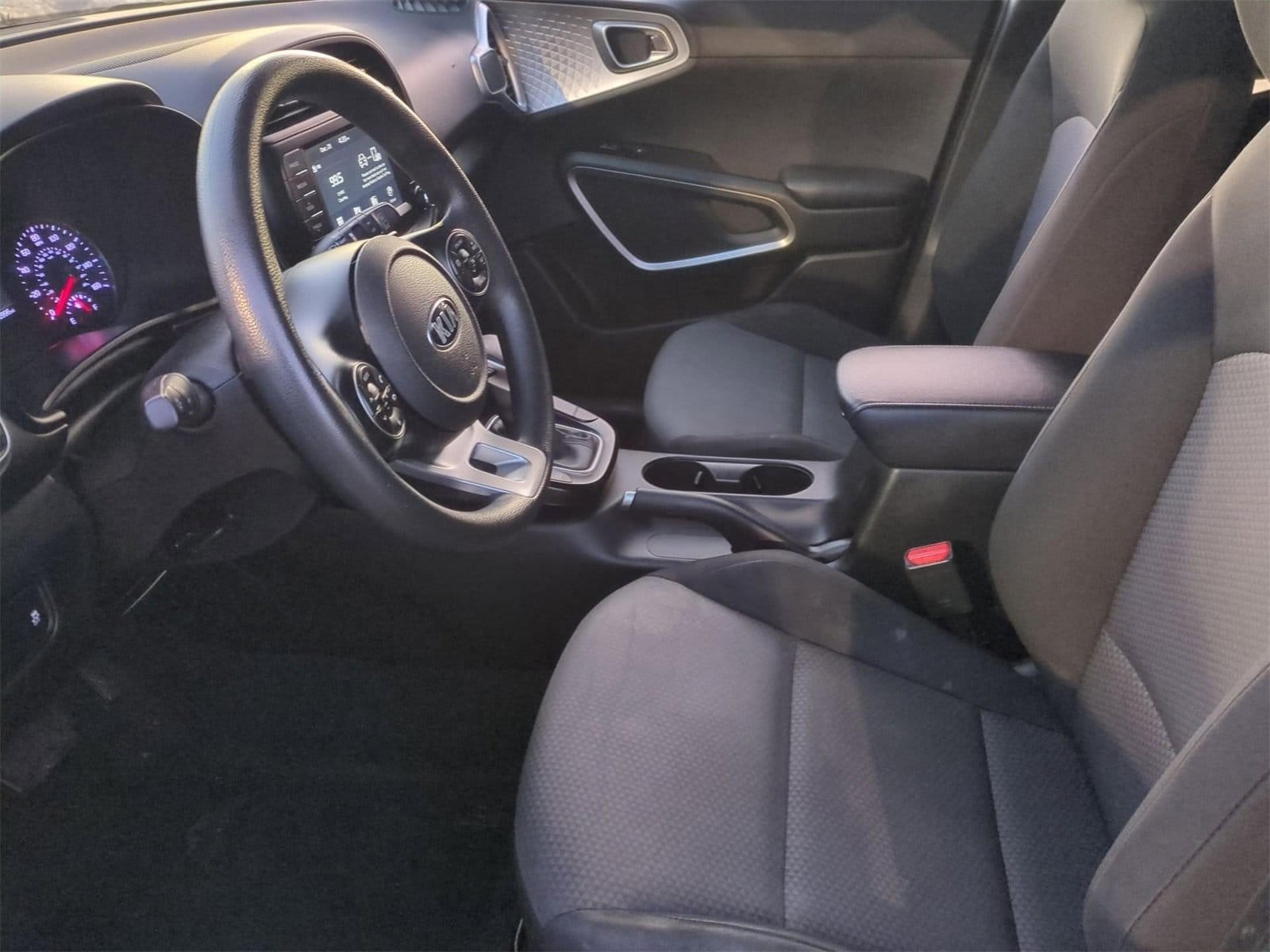 Thumbnail: 2020 Kia Soul - 16