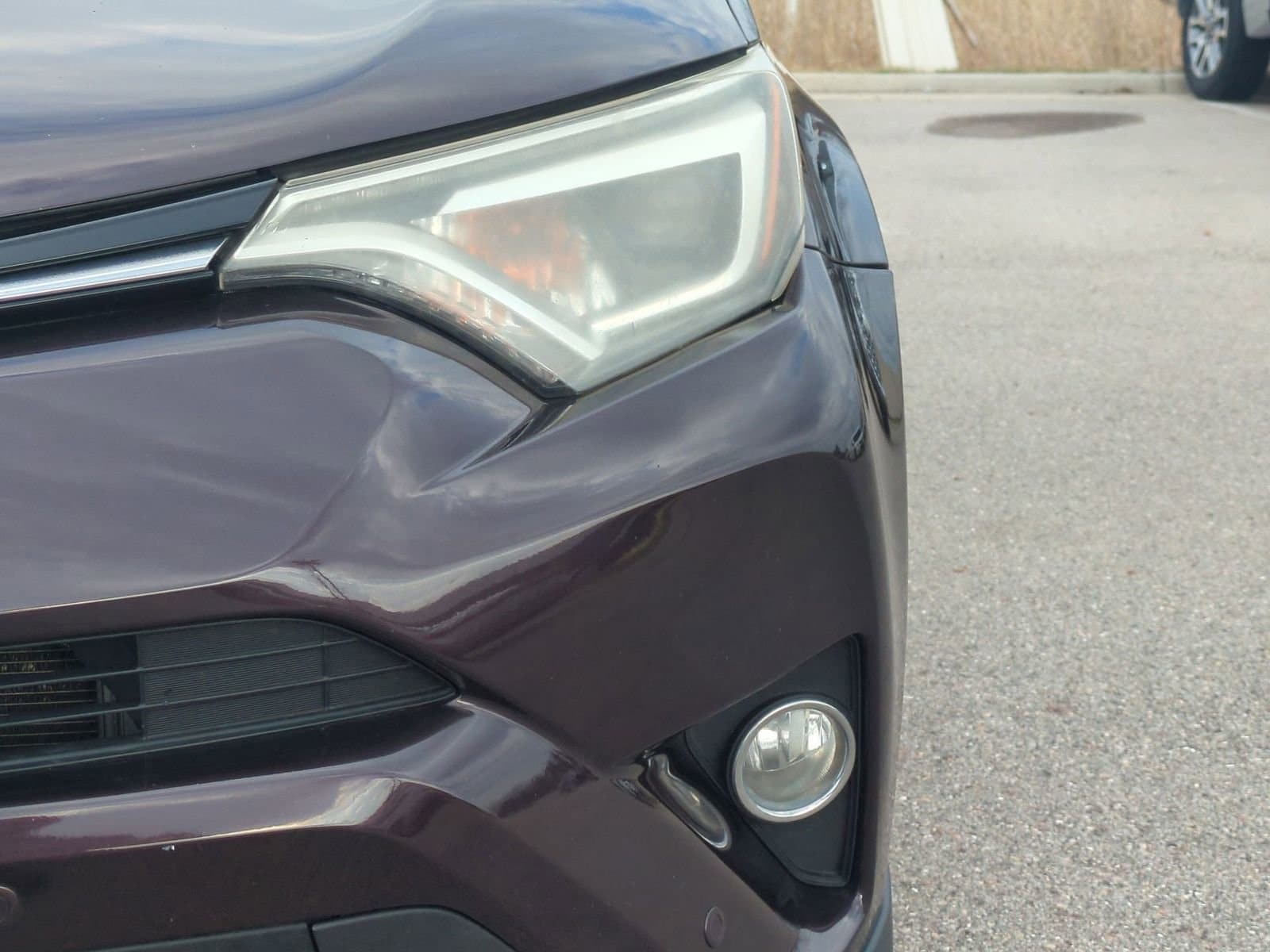 Thumbnail: 2017 Toyota RAV4 - 11