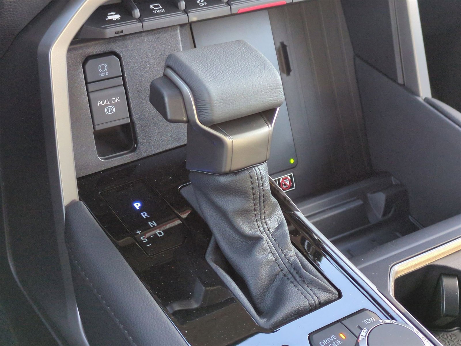 Thumbnail: 2026 Toyota Tundra - 32