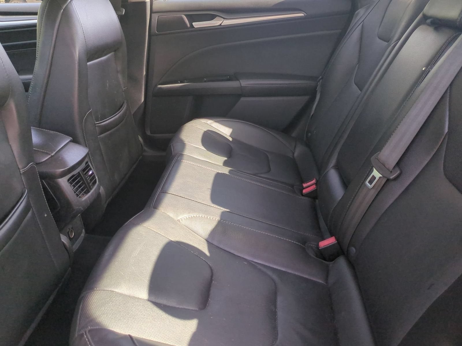 Thumbnail: 2013 Ford Fusion - 20