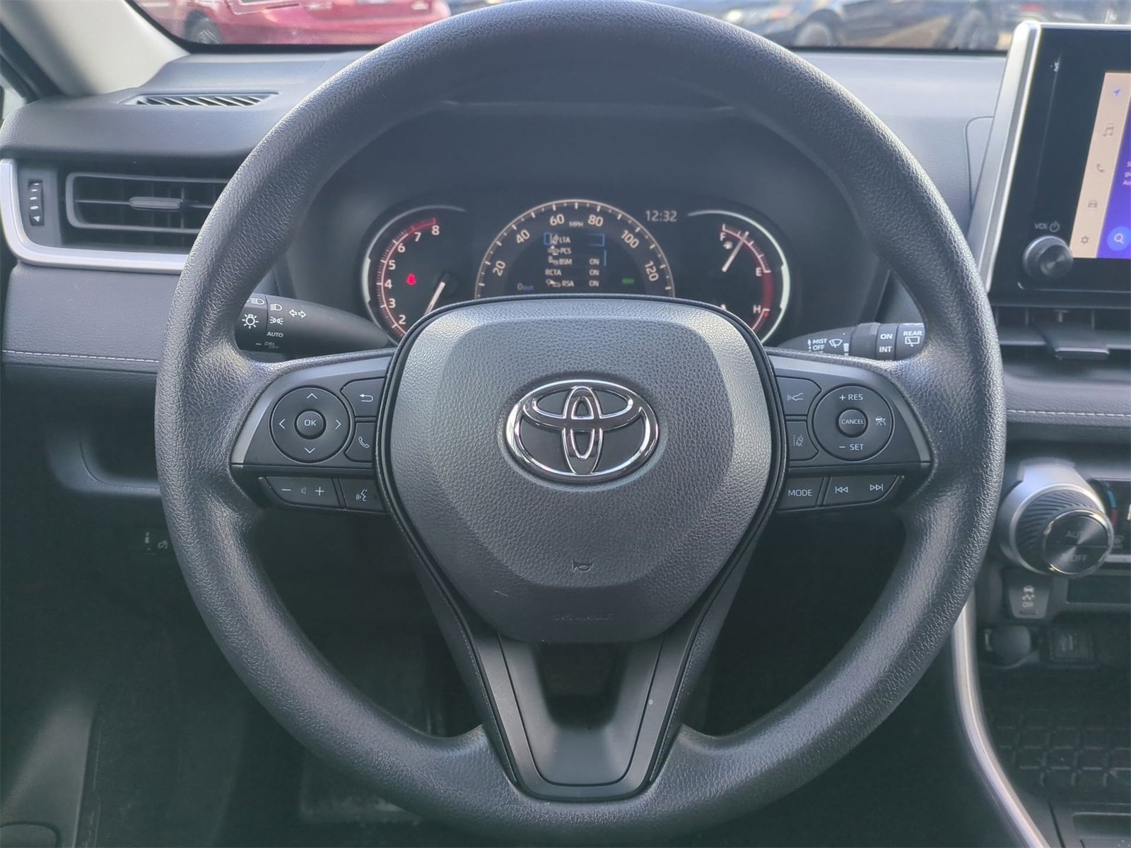 Thumbnail: 2025 Toyota RAV4 - 22