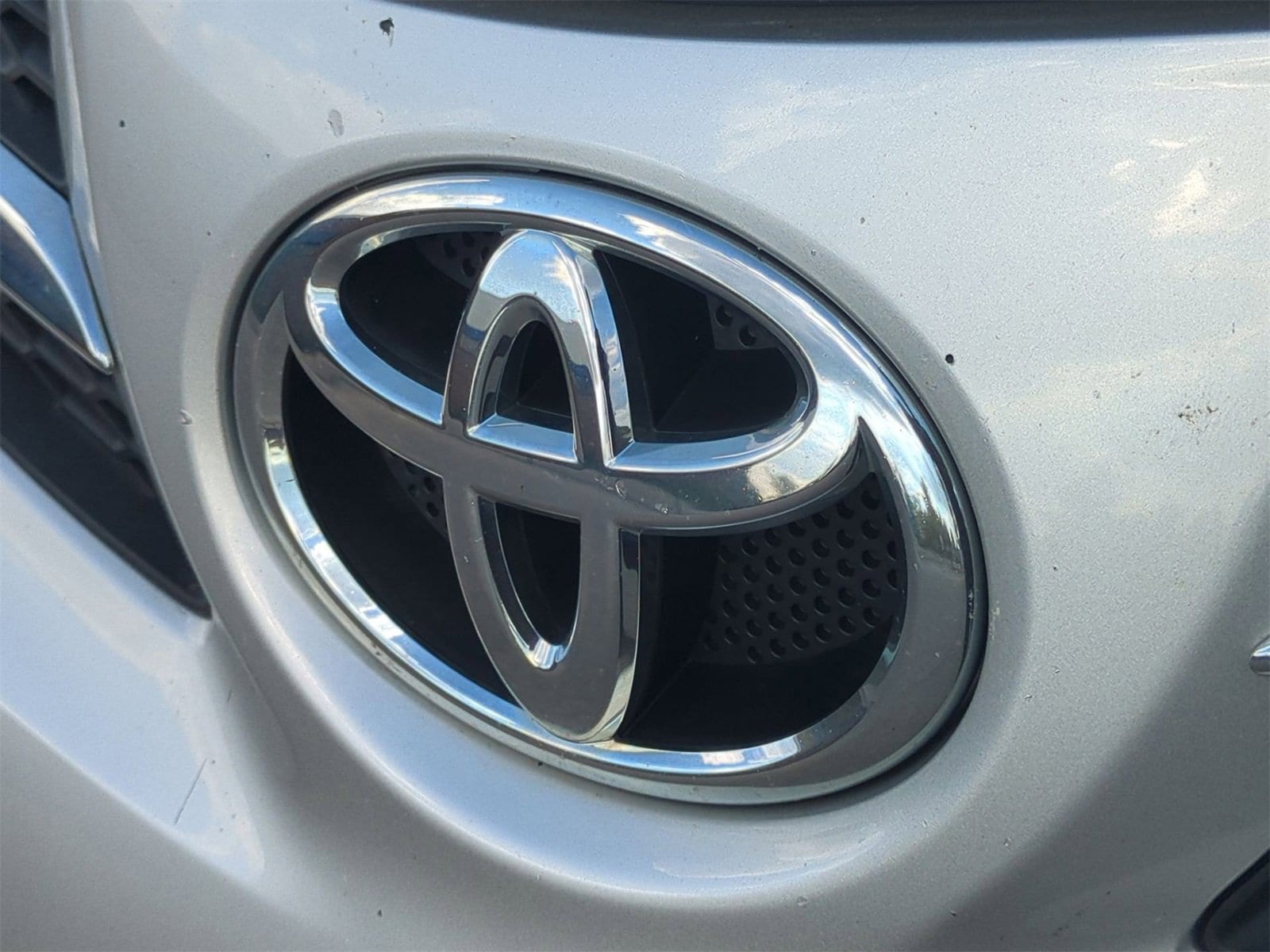 Thumbnail: 2013 Toyota RAV4 - 12