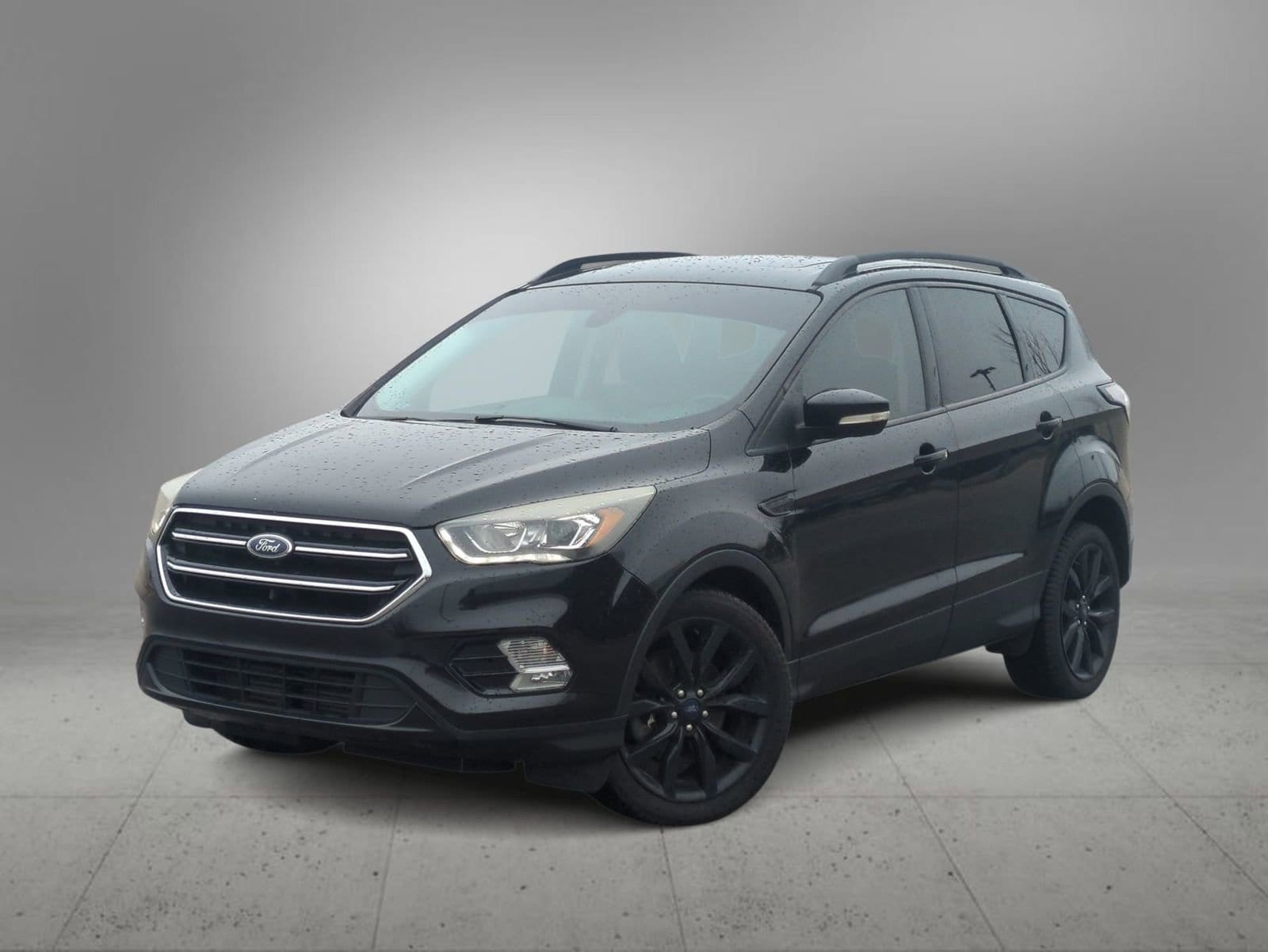 Thumbnail: 2017 Ford Escape - 1