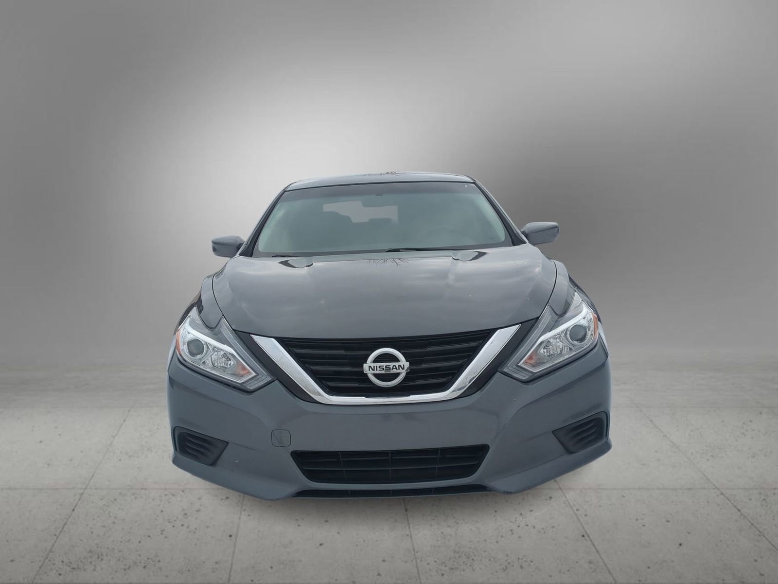 Thumbnail: 2018 Nissan Altima - 3