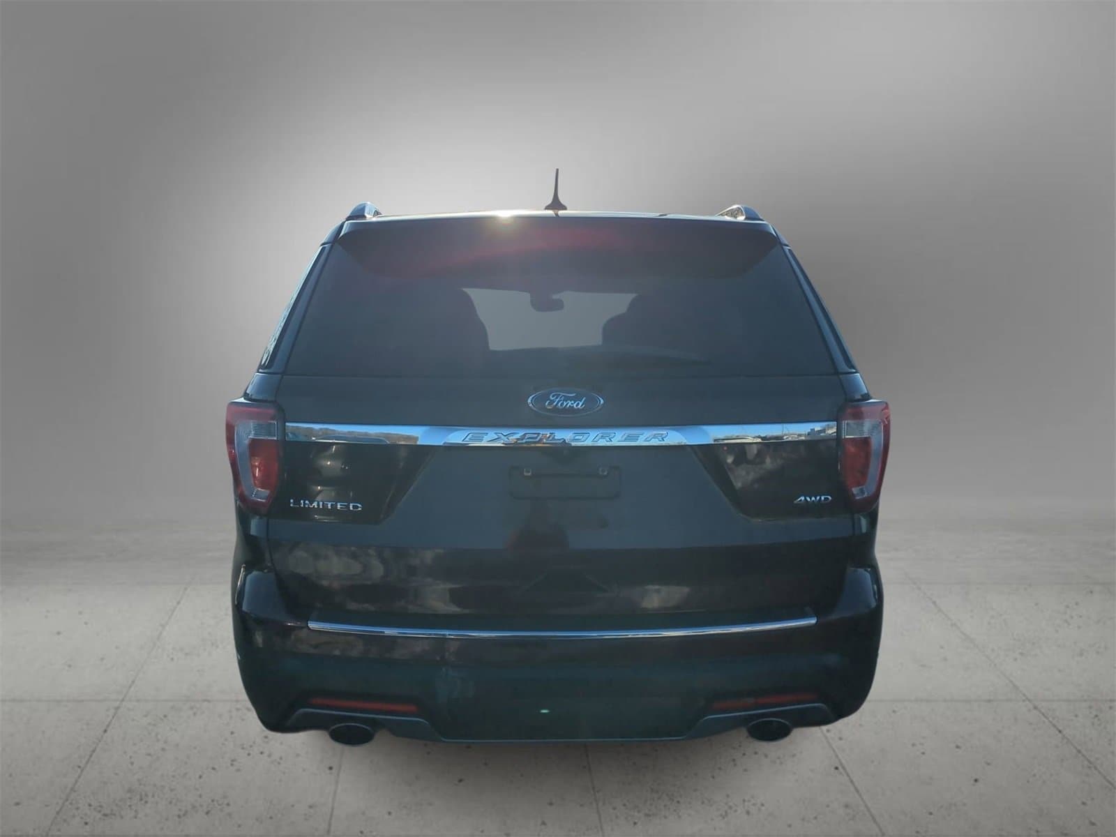 Thumbnail: 2018 Ford Explorer - 7