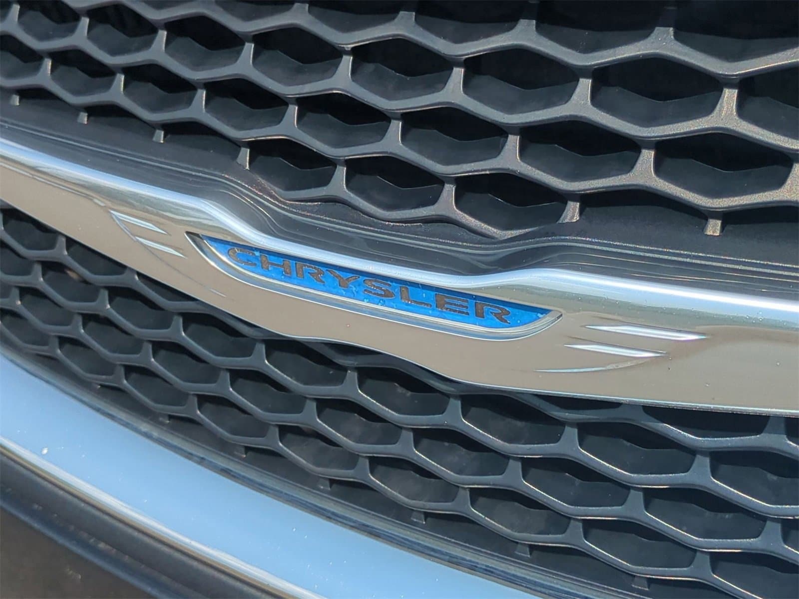 Thumbnail: 2017 Chrysler Pacifica - 12