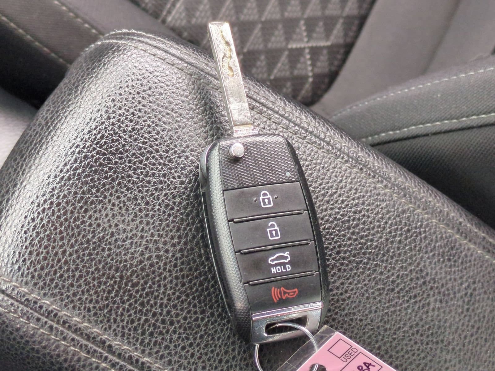 Thumbnail: 2018 Kia Rio - 33