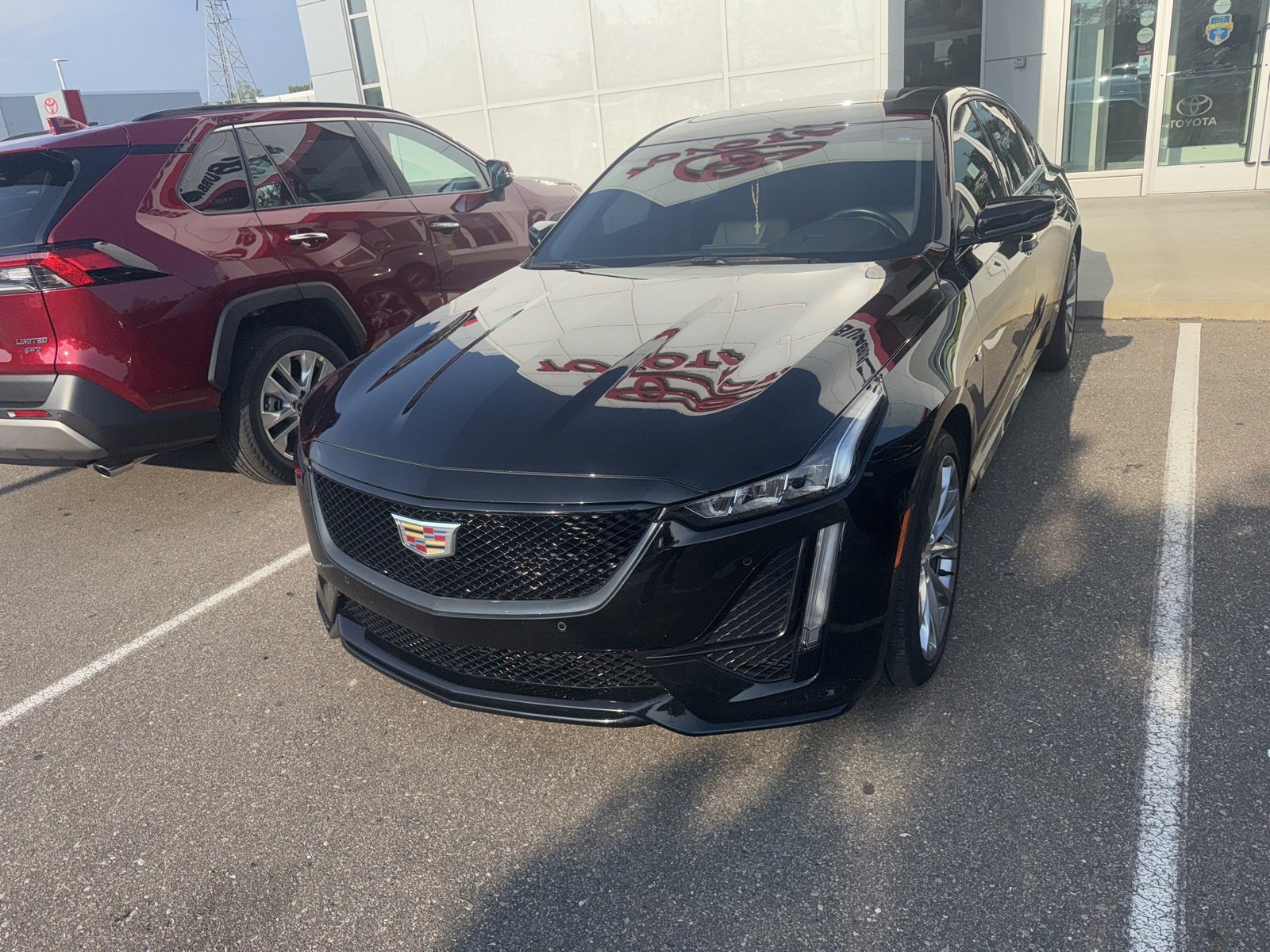 Thumbnail: 2023 Cadillac CT5 - 4