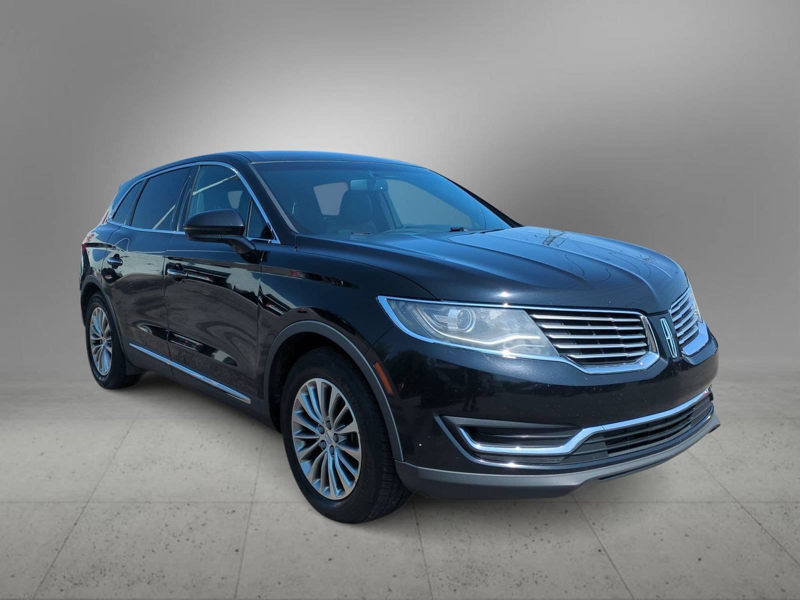 Thumbnail: 2016 Lincoln MKX - 2