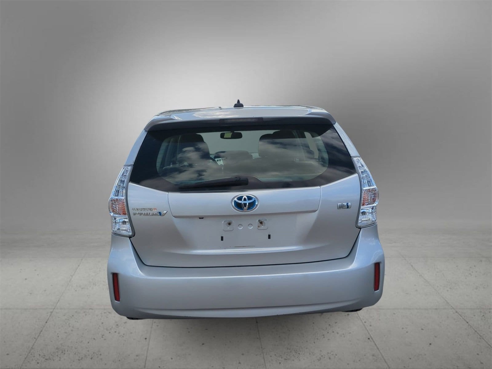 Thumbnail: 2014 Toyota Prius v - 7