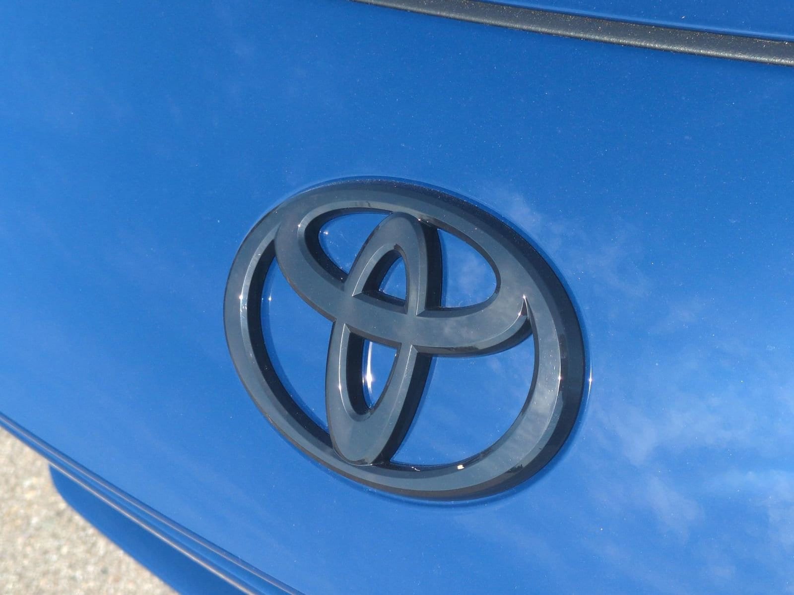 Thumbnail: 2026 Toyota Camry - 12