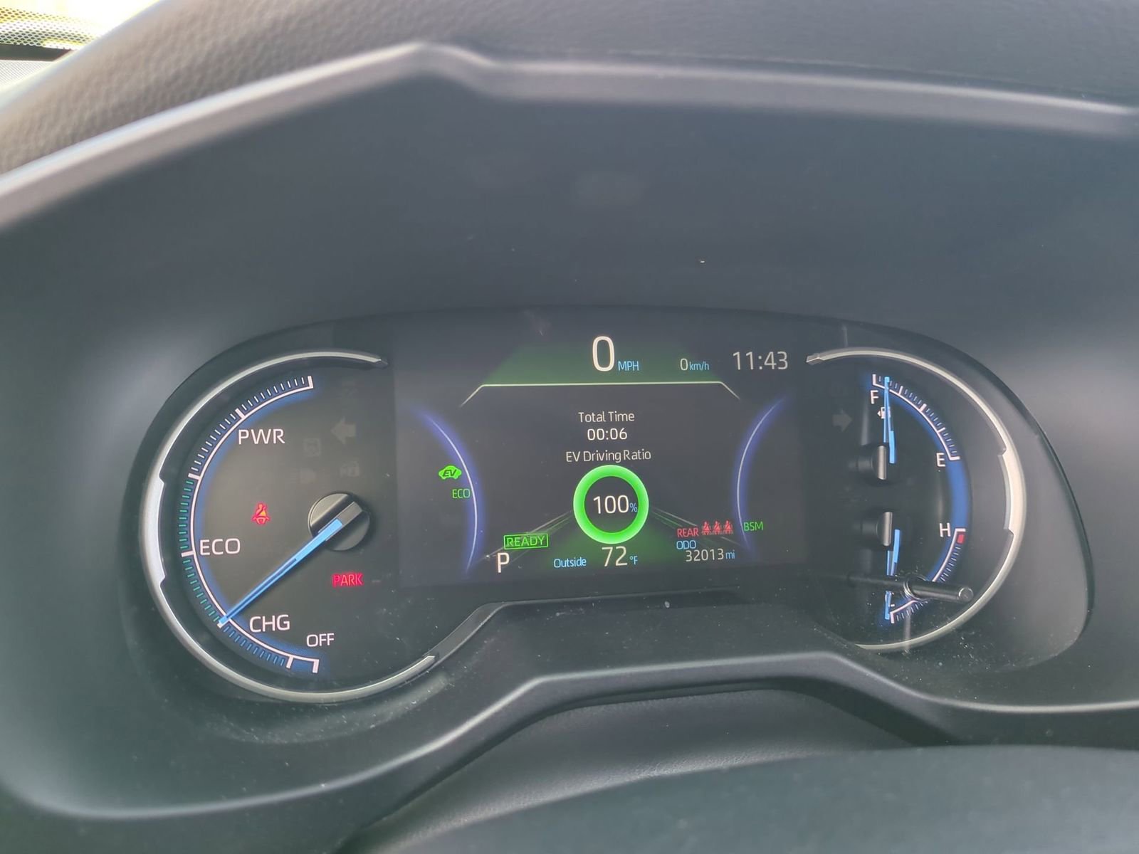 Thumbnail: 2023 Toyota RAV4 - 33