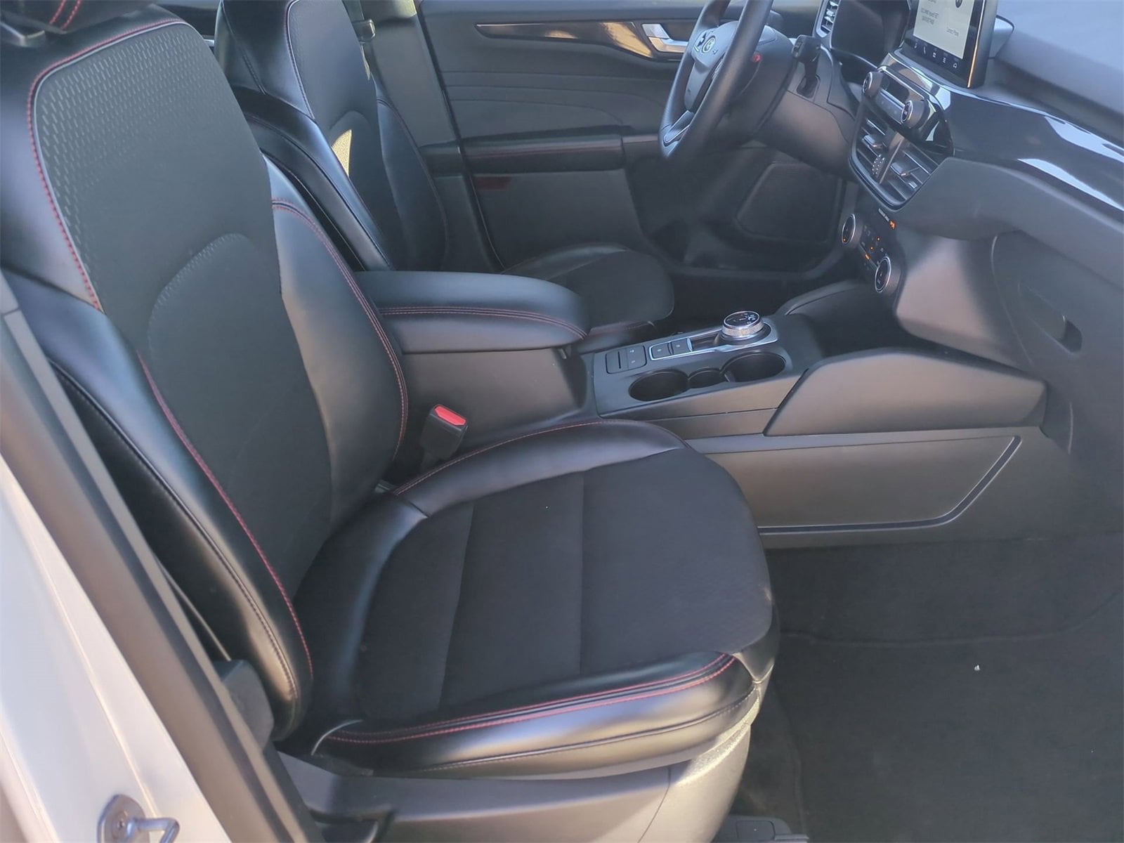 Thumbnail: 2025 Ford Escape - 21