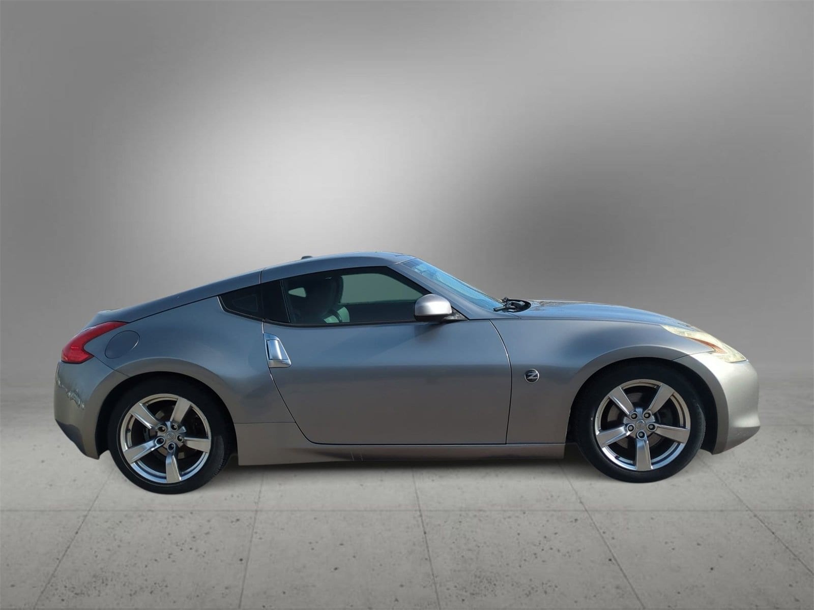 Thumbnail: 2009 Nissan Z - 9