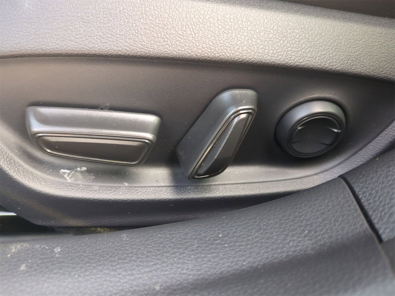 Thumbnail: 2026 Toyota Prius - 17