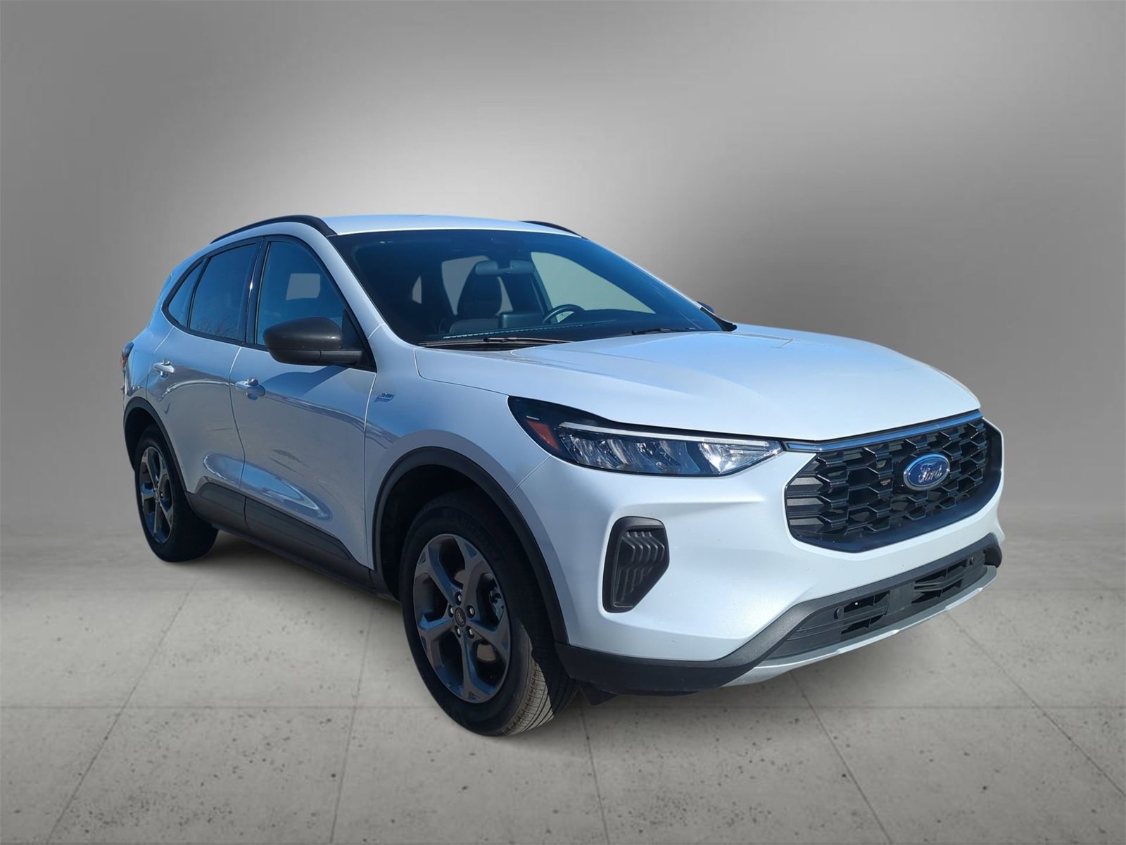 2025 Ford Escape ST-Line photo 2