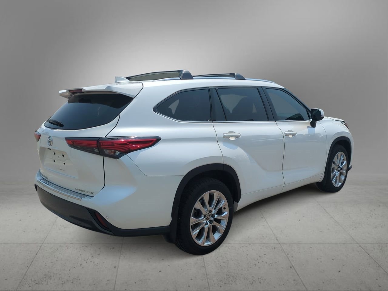 Thumbnail: 2020 Toyota Highlander - 8