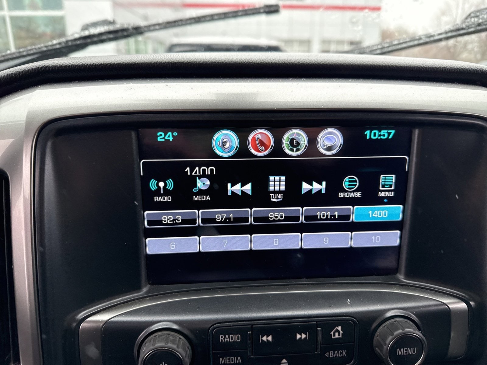 Thumbnail: 2017 Chevrolet Silverado 1500 - 6