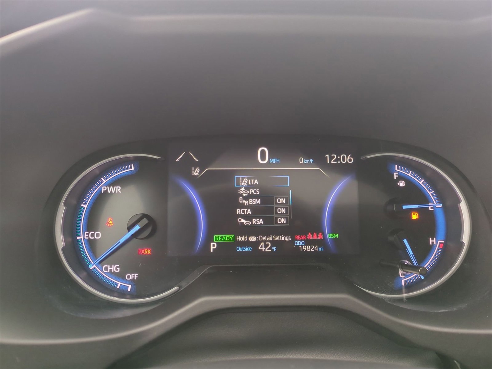 Thumbnail: 2024 Toyota RAV4 - 33