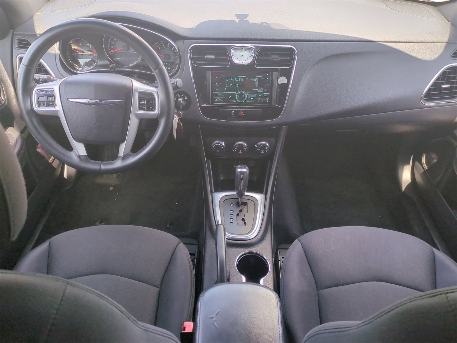 Thumbnail: 2013 Chrysler 200 - 15
