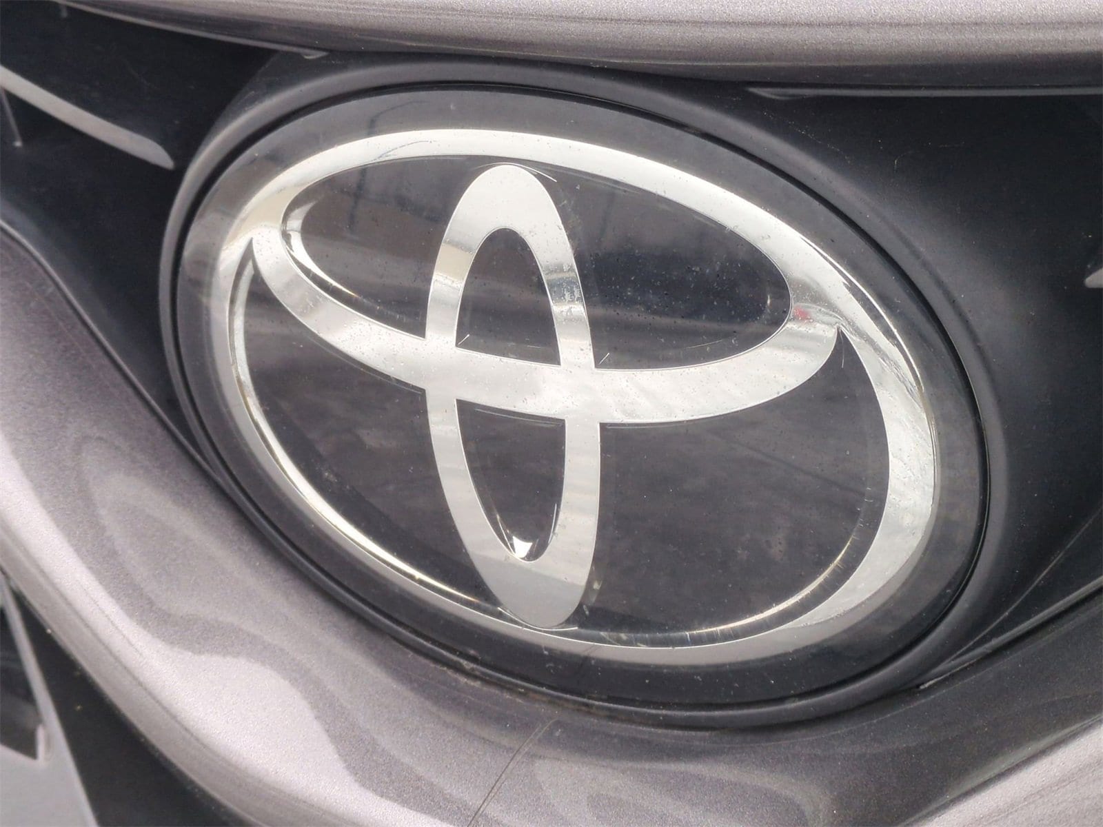 Thumbnail: 2022 Toyota Camry - 12