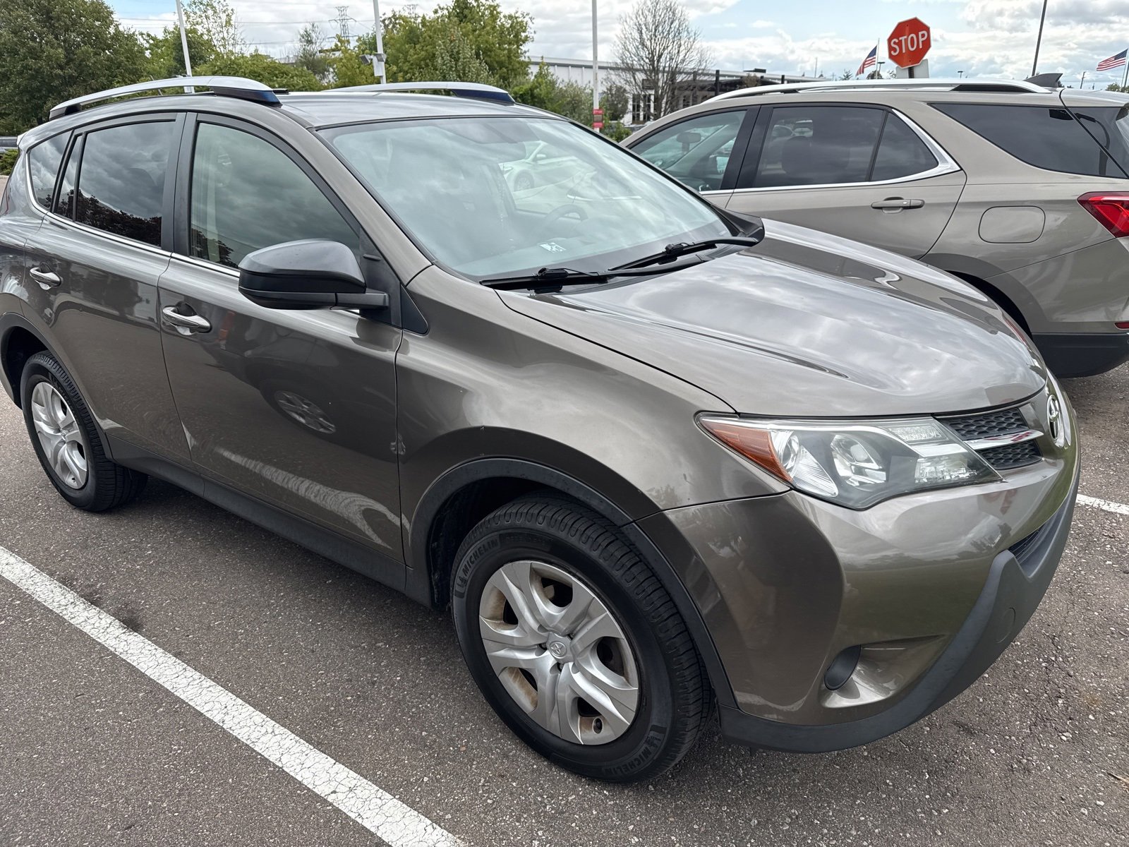 Thumbnail: 2015 Toyota RAV4 - 10