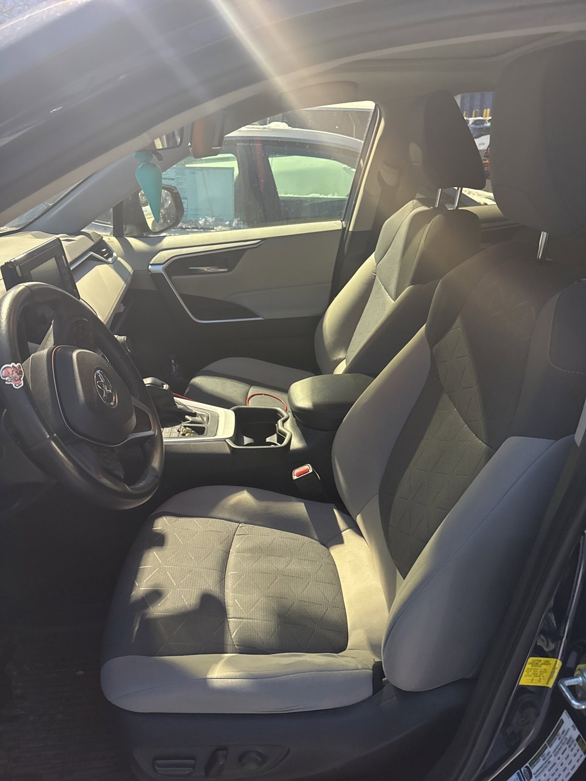 Thumbnail: 2021 Toyota RAV4 - 5