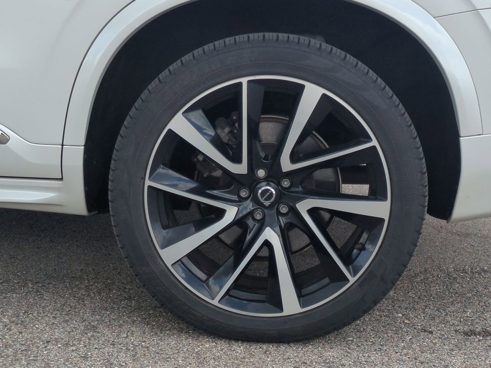 Thumbnail: 2021 Volvo XC90 - 14