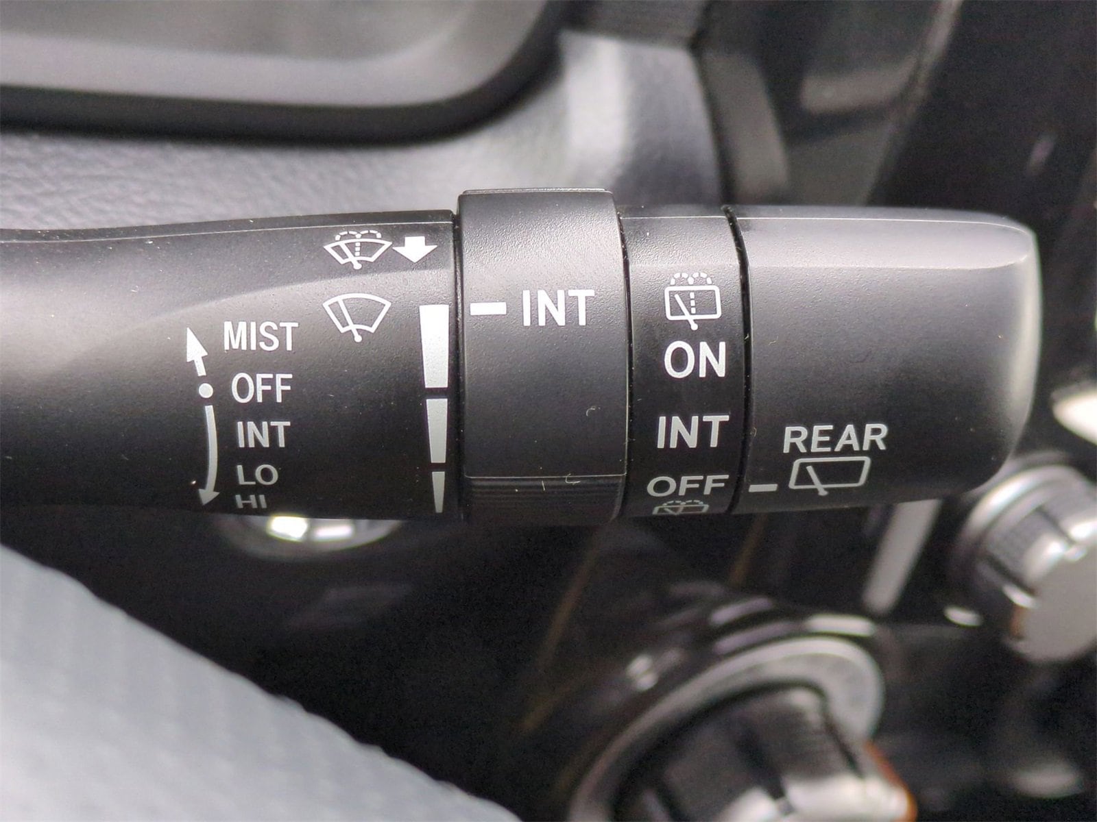 Thumbnail: 2022 Toyota 4Runner - 27