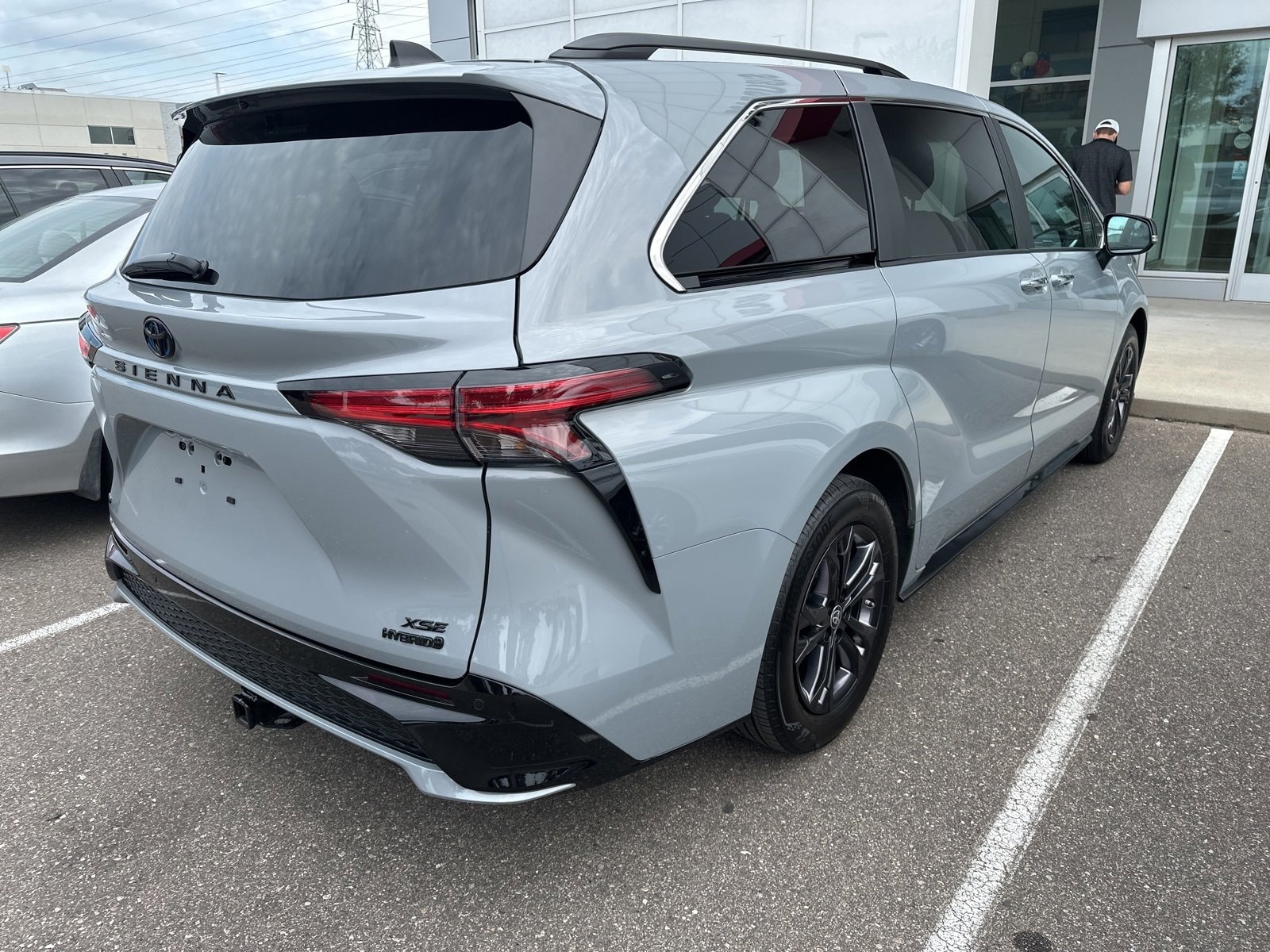 Thumbnail: 2024 Toyota Sienna - 4