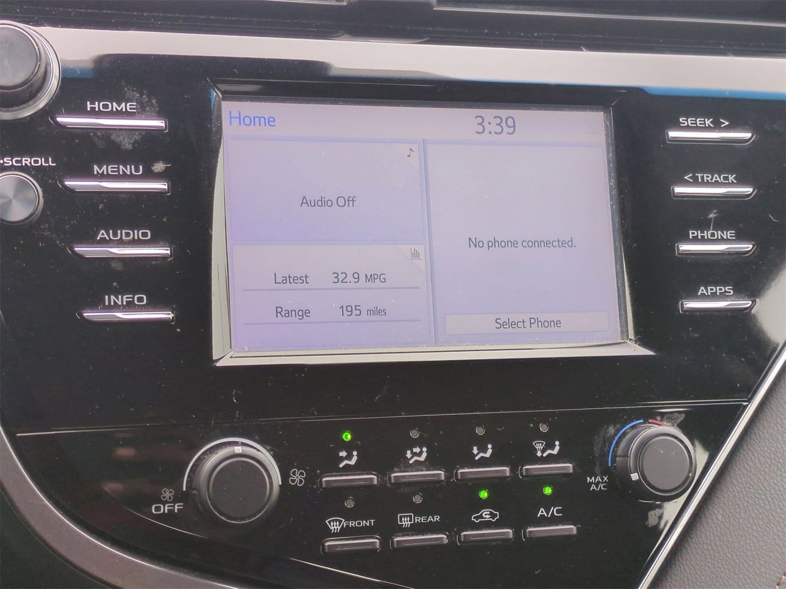 2018 Toyota Camry L 27