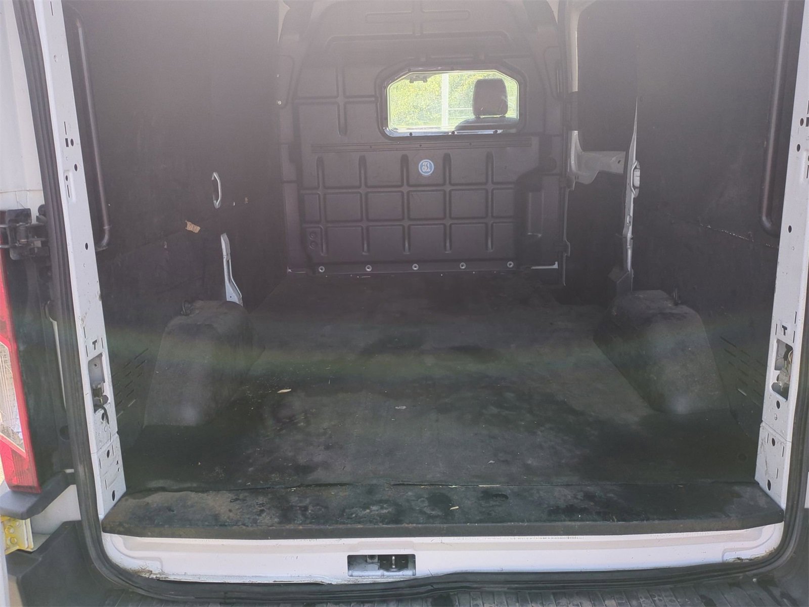 Thumbnail: 2018 Ford Transit Series - 25