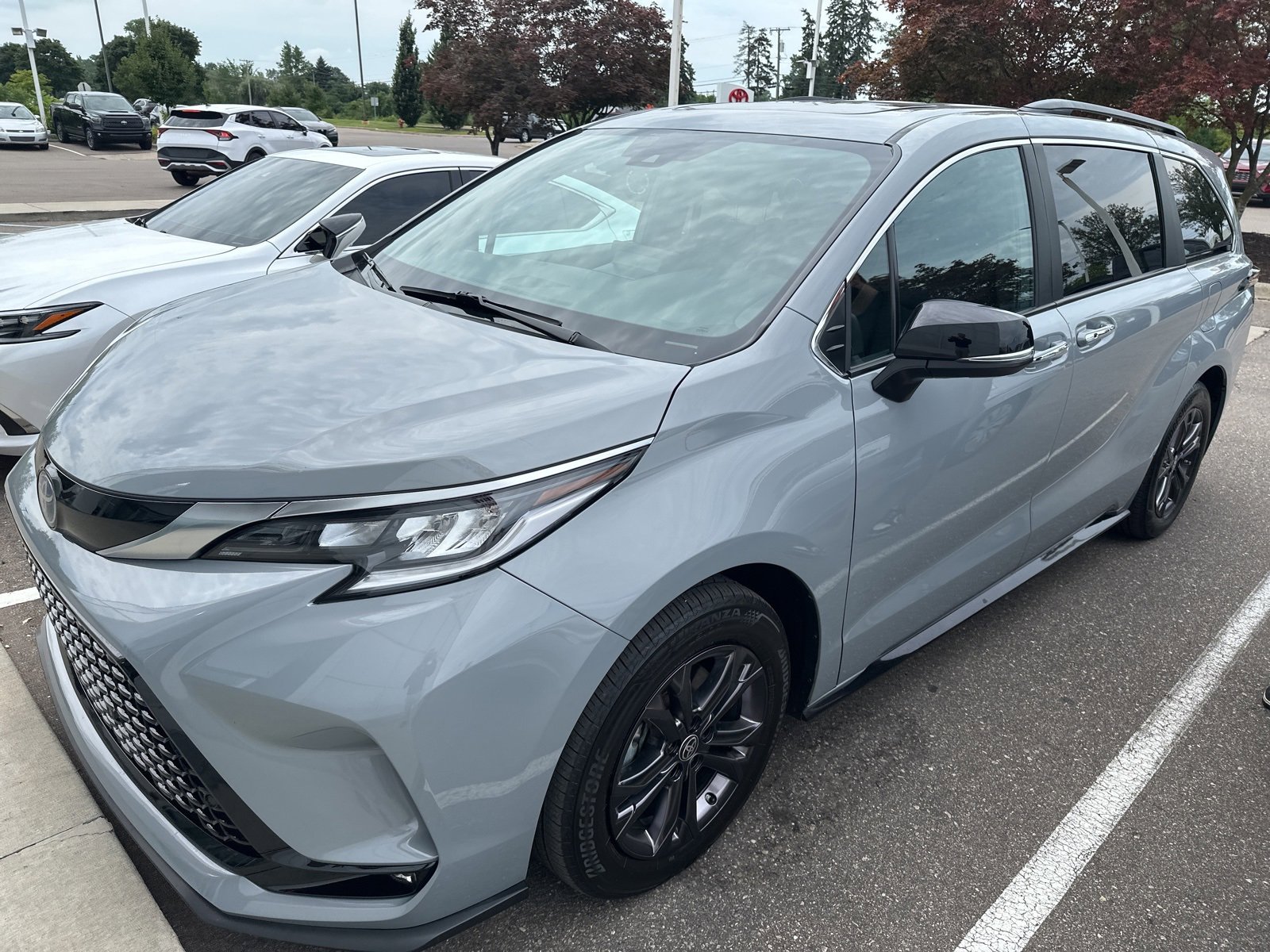 Thumbnail: 2024 Toyota Sienna - 1