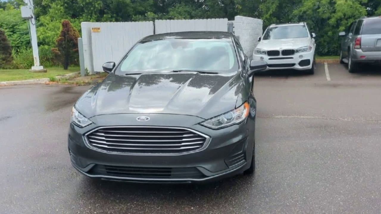 Thumbnail: 2020 Ford Fusion - 3