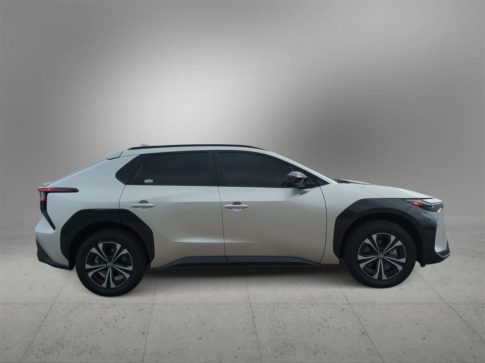 Thumbnail: 2024 Toyota bZ4X - 9