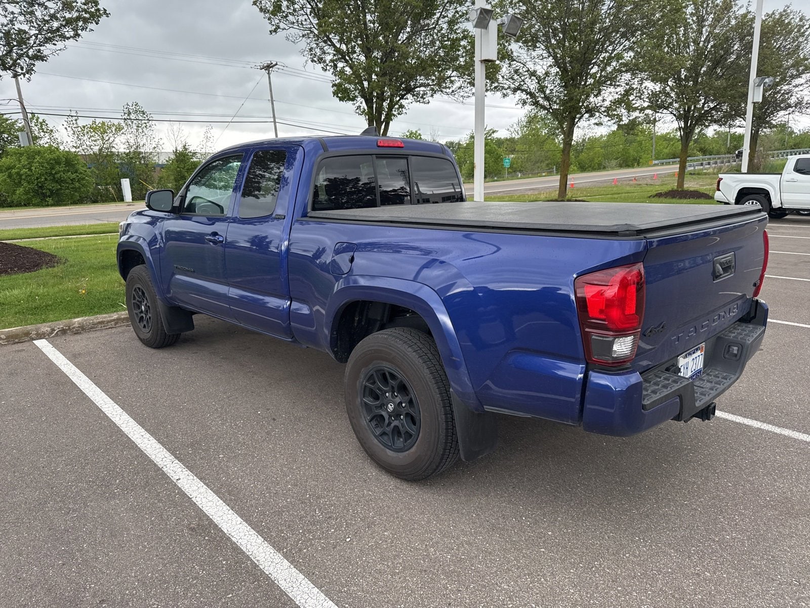 Thumbnail: 2022 Toyota Tacoma - 3