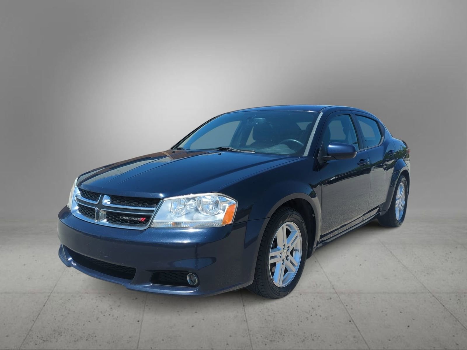 Thumbnail: 2013 Dodge Avenger - 4