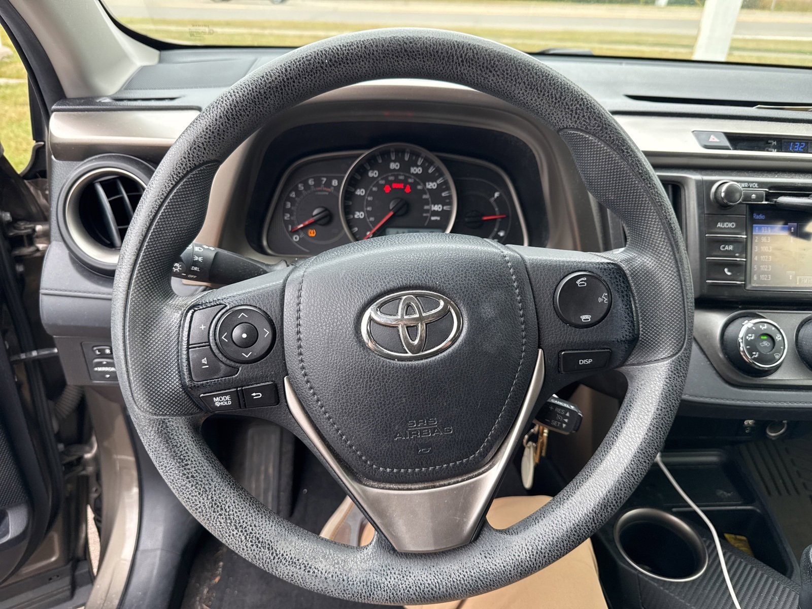 Thumbnail: 2015 Toyota RAV4 - 3