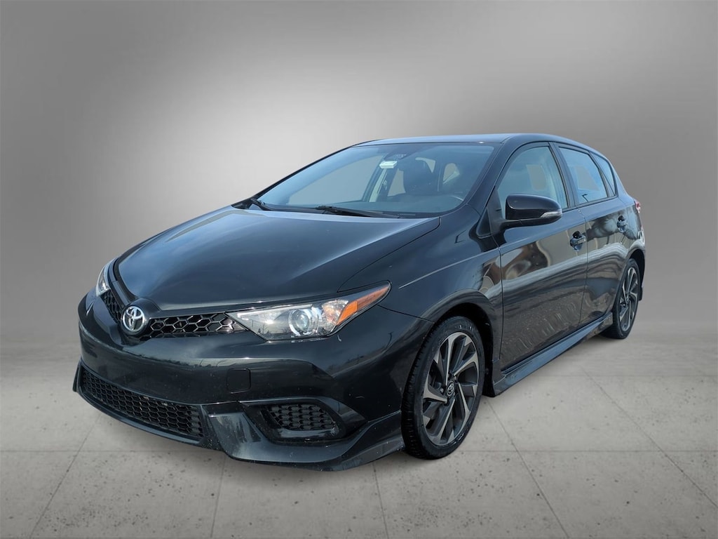 Used 2018 Toyota Corolla iM Base Hatchback
