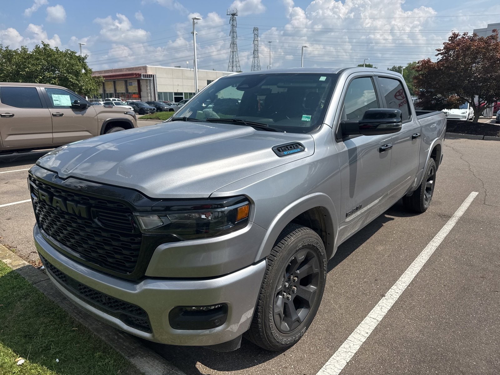 Thumbnail: 2025 RAM 1500 - 1