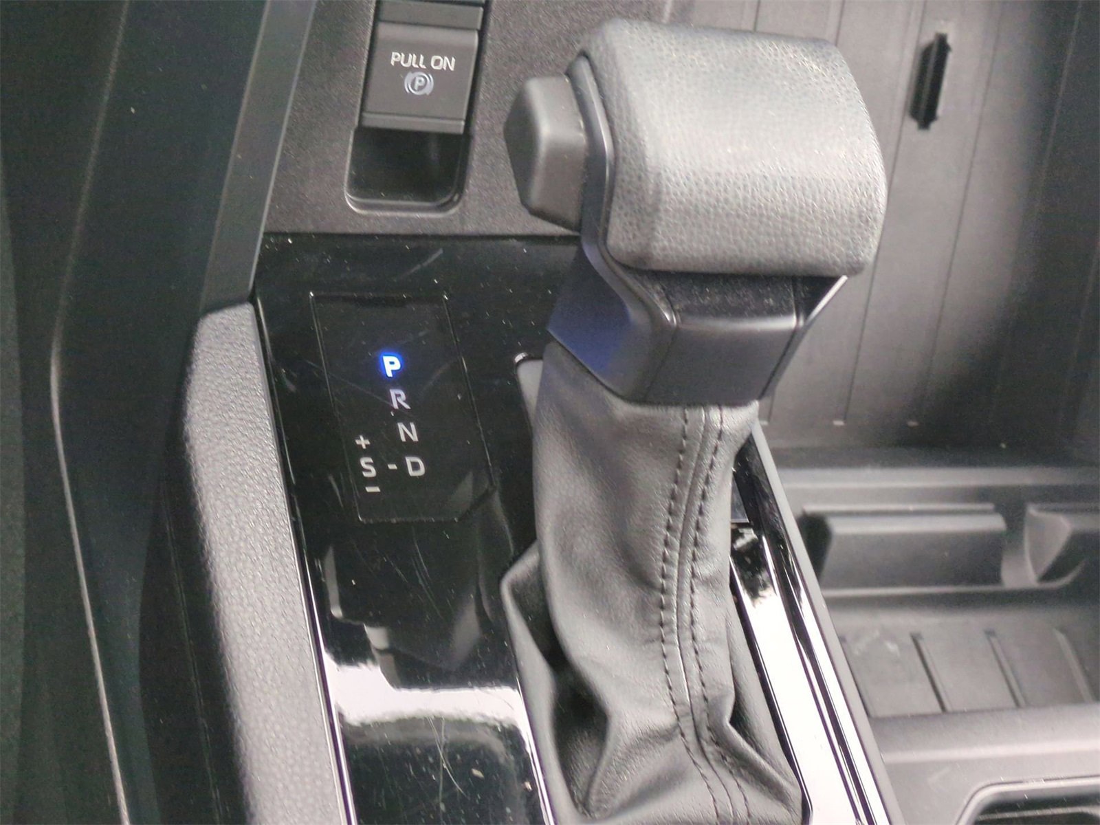 Thumbnail: 2025 Toyota Tundra - 30