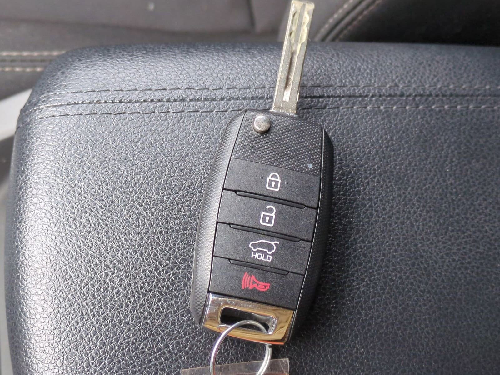 Thumbnail: 2014 Kia Sportage - 32