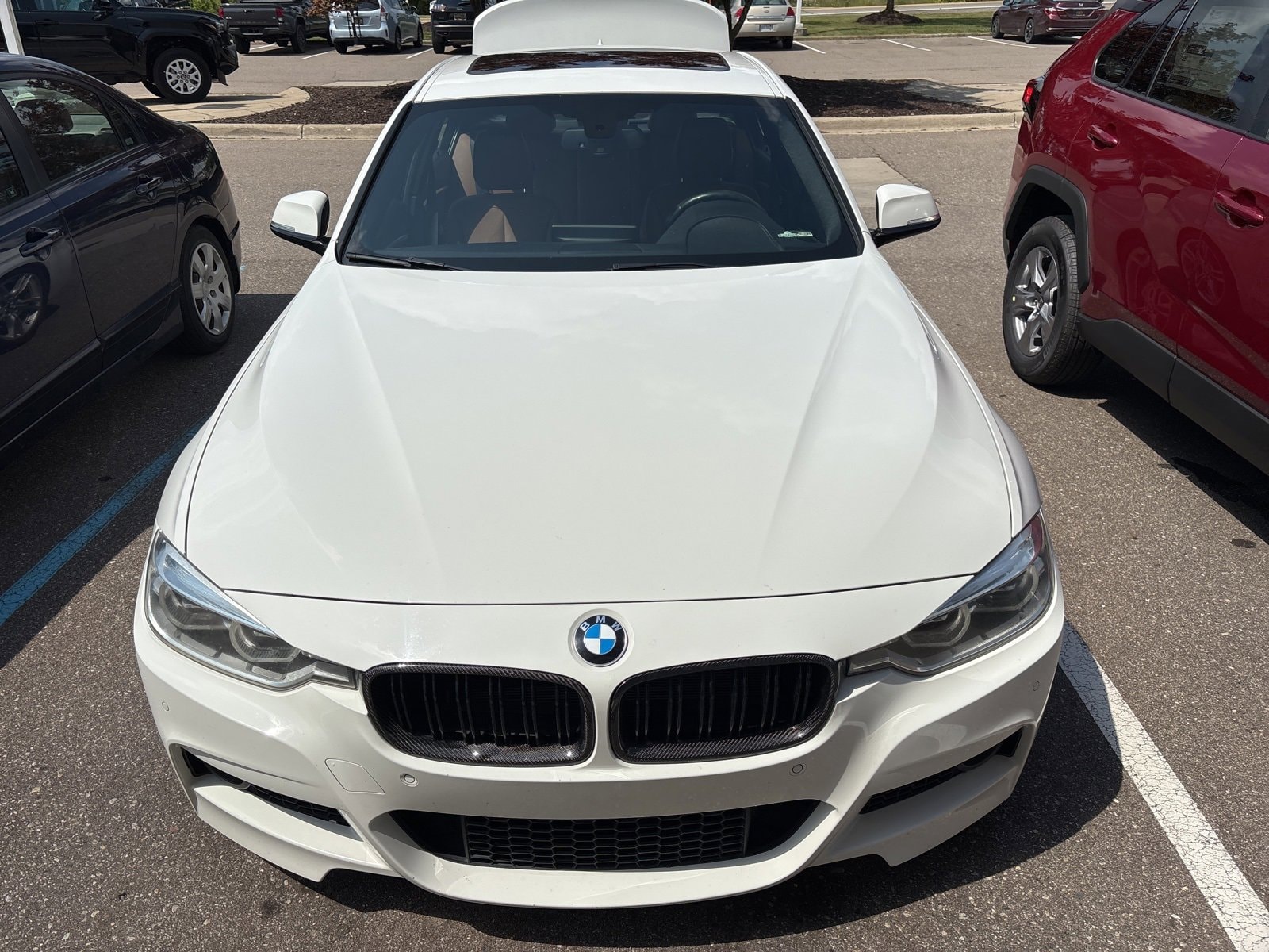 Thumbnail: 2016 BMW 3 Series - 1