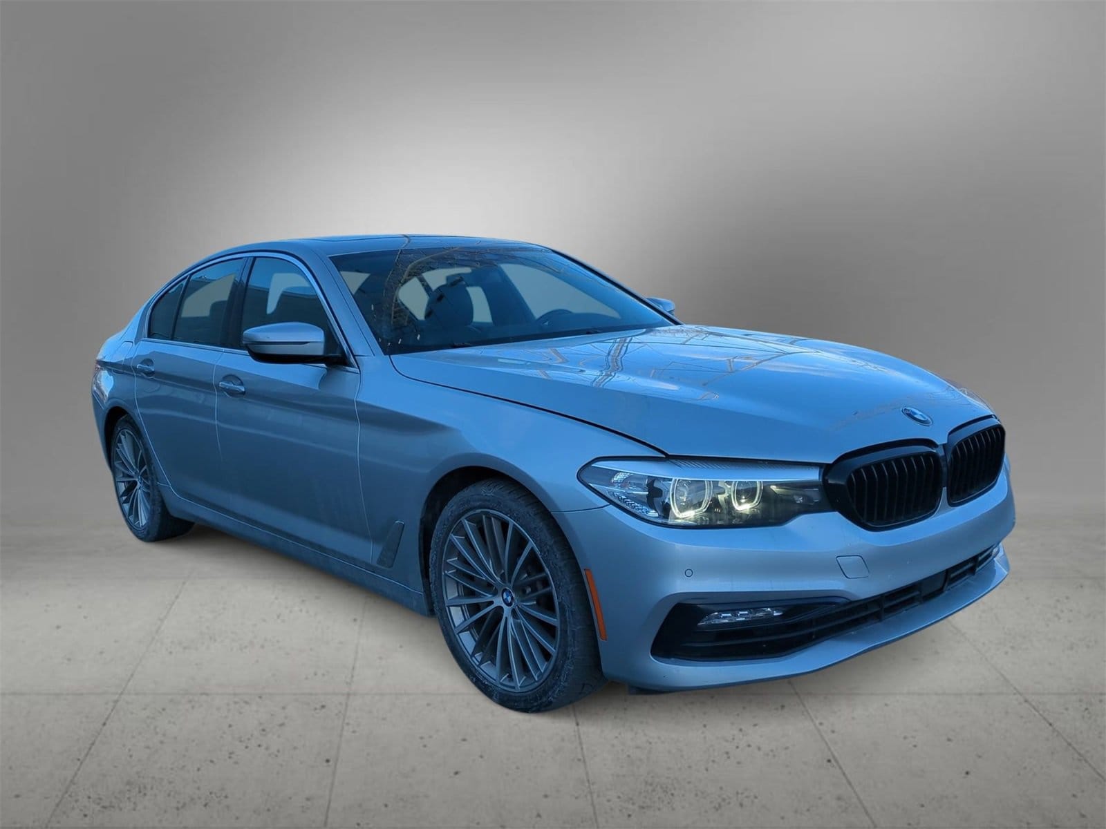Thumbnail: 2018 BMW 5 Series - 2